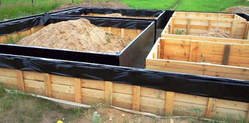 Дом из блоков своими руками. Как строятся дома из блоков? Реально ли построить самому?