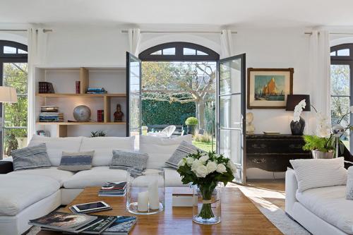 Прекрасная вилла в духе Прованса в Сен-Тропе 01