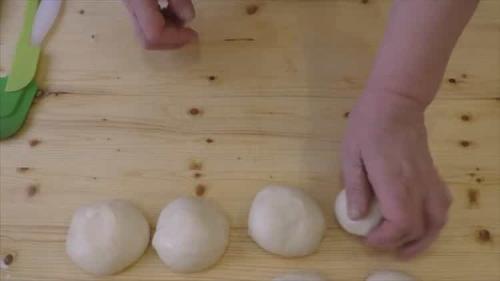 Круассаны, как приготовить дома. Быстрые Круассаны – рецепт без мороки 24 Круассаны, как приготовить дома. Быстрые Круассаны – рецепт без мороки 24