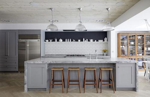 Дом в Лондоне со спокойным интерьером и уютным задним двором 08