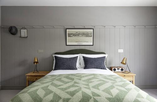 Дом в Лондоне со спокойным интерьером и уютным задним двором 15