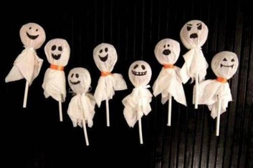 Как можно украсить комнату на Хэллоуин своими руками. Сласти или страсти 01