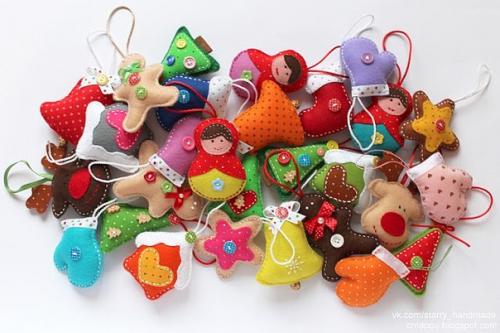 Новогодние игрушки своими руками из ткани выкройки. Елочные игрушки из ткани своими руками 08