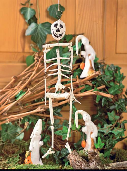 Атрибуты на Хэллоуин своими руками. Какую поделку сделать на Хэллоуин?