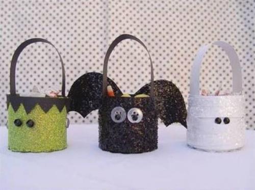 Как можно украсить комнату на Хэллоуин своими руками. Сласти или страсти 03