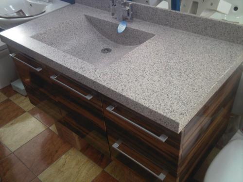 Искусственный камень в ванной. Столешница из искусственного камня под раковину в ванную комнату: особенности декора санузла