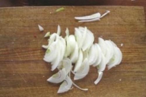 Как сделать баранину мягкой для шашлыка. Рецепт 7: бараний шашлык с луком и помидорами