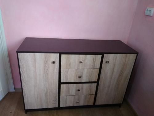 Как отреставрировать старую мебель из ДСП. Как обновить бюджетную мебель из ДСП?