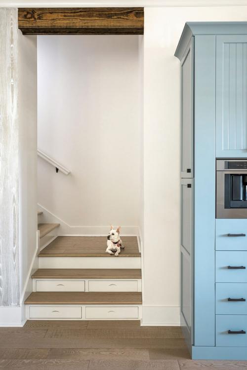 Прекрасная кухня для загородного дома в США 15