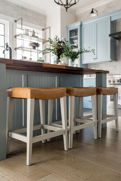 Прекрасная кухня для загородного дома в США 03