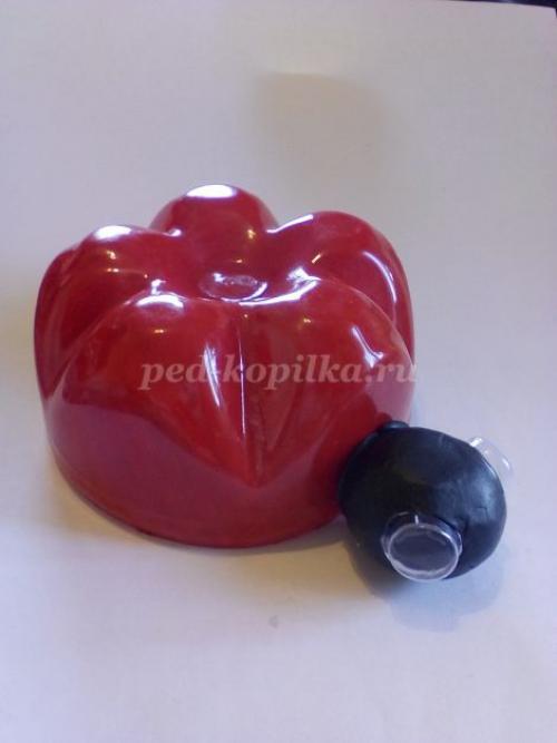 Божья Коровка своими руками из пластиковых бутылок. Божьи коровки из пластиковых бутылок своими руками пошагово с фото для начинающих 06 Божья Коровка своими руками из пластиковых бутылок. Божьи коровки из пластиковых бутылок своими руками пошагово с фото для начинающих 06