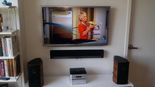 Декоративный кабель канал для телевизора. Укладка кабеля в стене