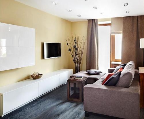 Какой цвет дверей выбрать под серый ламинат. Как использовать серый ламинат в интерьере