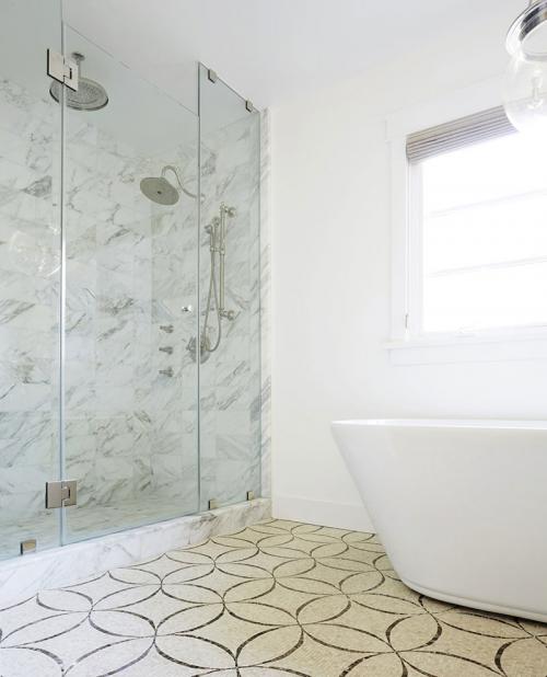 Светлый семейный дом в натуральных тонах в США 17