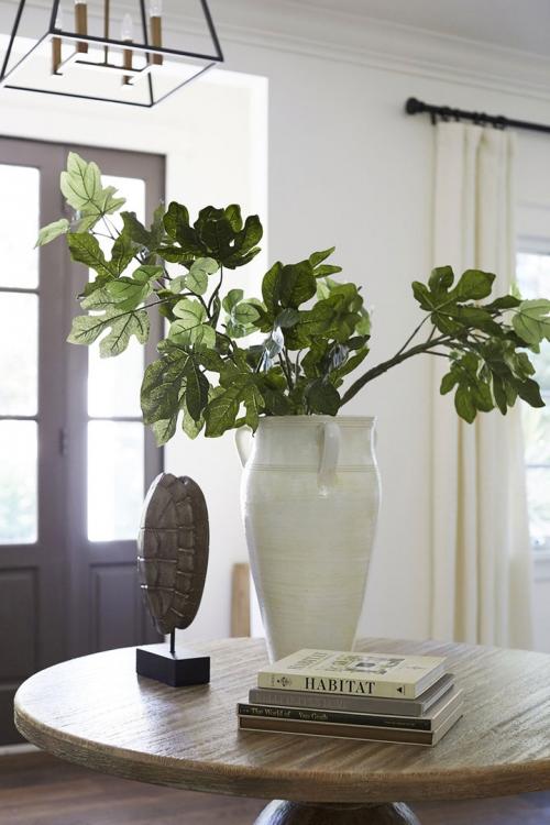 Светлый семейный дом в натуральных тонах в США 07