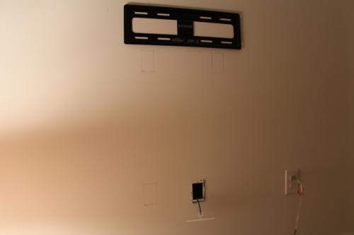 Декоративный кабель канал для телевизора. Укладка кабеля в стене