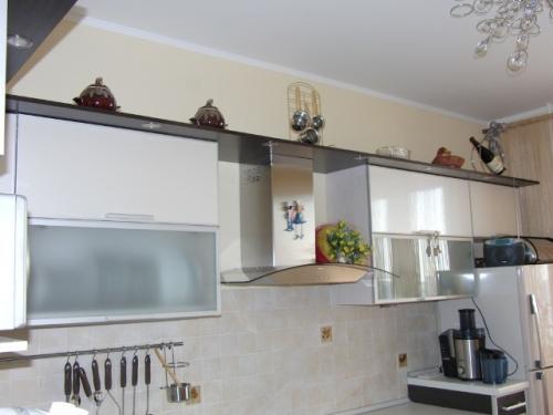 Кухни пластик в алюминиевом профиле. Кухни пластик в алюминиевой рамке 12 Кухни пластик в алюминиевом профиле. Кухни пластик в алюминиевой рамке 12