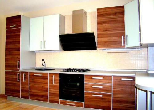 Кухни пластик в алюминиевом профиле. Кухни пластик в алюминиевой рамке 06 Кухни пластик в алюминиевом профиле. Кухни пластик в алюминиевой рамке 06