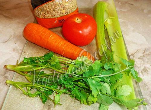 Суп из коричневой чечевицы. Суп из чечевицы с сельдереем и помидорами