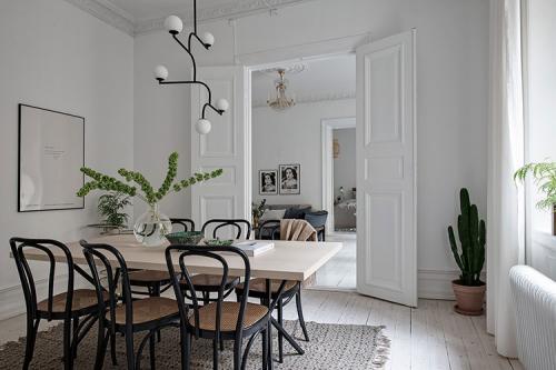 Белоснежная квартира в Гётеборге с теплыми и холодными акцентами 11