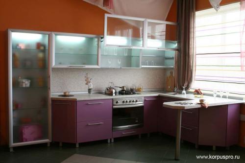 Кухни пластик в алюминиевом профиле. Кухни пластик в алюминиевой рамке 16 Кухни пластик в алюминиевом профиле. Кухни пластик в алюминиевой рамке 16