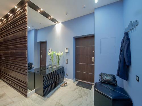 Оформление коридора в квартире. Дизайн коридора в квартире цветовое решение, выбор стеновых и напольных покрытий