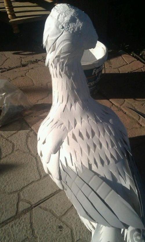 Как сделать павлина из бутылок пластиковых. Видео-уроки 20