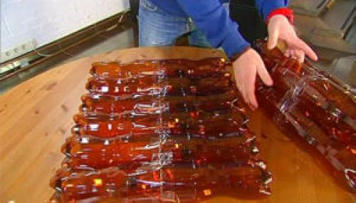 Стул из пластиковых бутылок. Собираем кресло