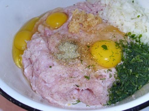 Что добавить для сочности в котлеты. Пошаговое приготовление 02