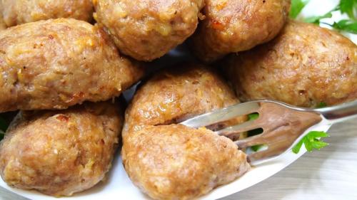 Сочные котлеты в духовке, готовлю так когда лень стоять у плиты