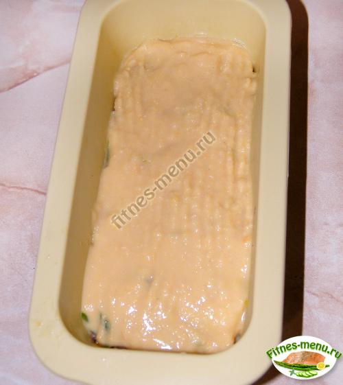 Запеканка из нута с тунцом и луком-пореем