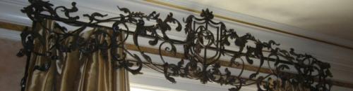 Как подобрать карниз для штор. Разделение по форме