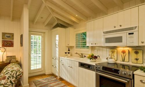 Кухня гостиная совмещенная с коридором. Удобная кухня-прихожая: стиль оформления