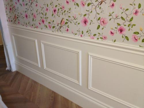 Серый плинтус в интерьере. Как должны сочетаться плинтус и пол в интерьере [7 советов от дизайнера]