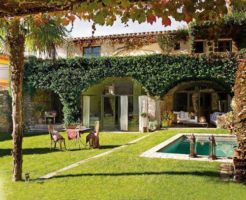 Когда бассейн становится украшением загородного жилья 10