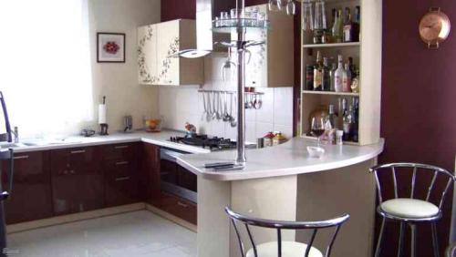 Удобна ли барная стойка на кухне. Почему на кухне должна быть барная стойка