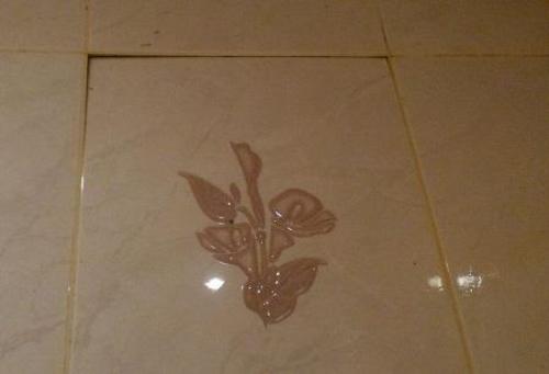 Освежить напольную плитку. Объемный декор