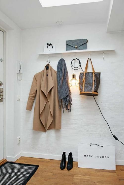 Удачные решения для прихожей своими руками. Идеи декора: как сделать маленькую прихожую уютной и функциональной. 5 секретов