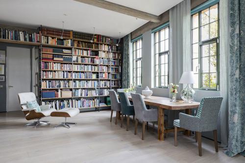 Бетон и оттенки зеленого: лофт в здании бывшего склада в Лондоне 02