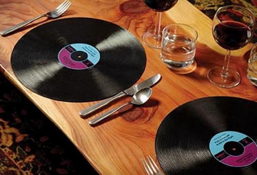 Как расплавить виниловую пластинку. 10 лайфхаков с виниловыми пластинками: на радость меломанам