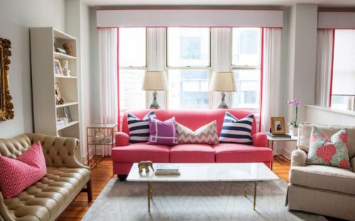 Розовый диван в интерьере. Яркий акцент: розовый диван в гостиной в закладки 8