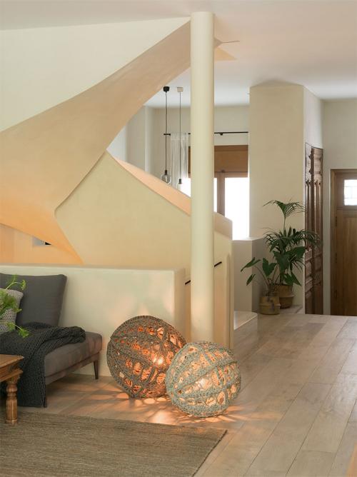 Современный дом с тропическим садом в Барселоне 14