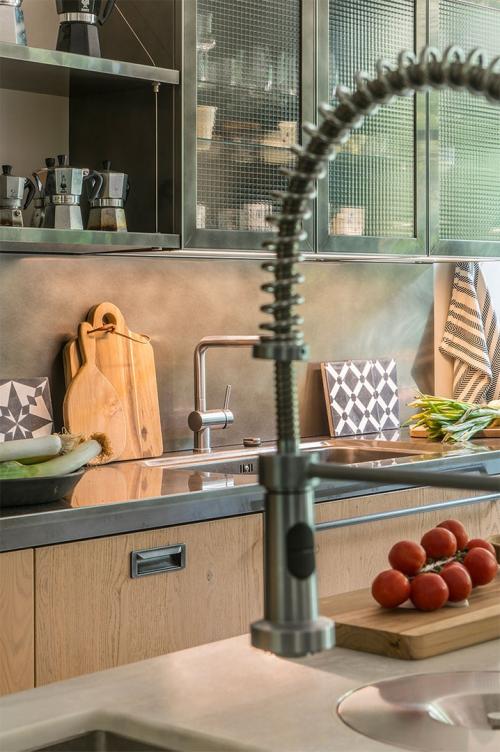 Современный дом с тропическим садом в Барселоне 10