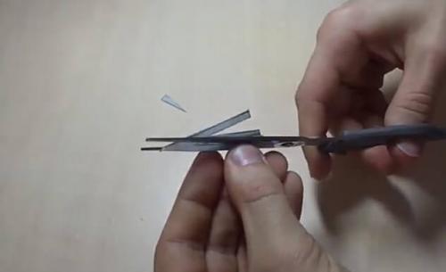 Ежик своими руками из пластиковых бутылок. Забавный ежик из пластиковой бутылки 04