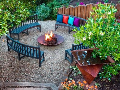 Идеи для двора частного дома своими руками. Красивый двор — модная тенденция или необходимость