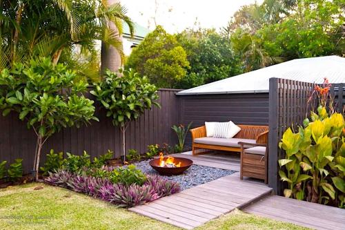 Идеи для двора частного дома своими руками. Красивый двор — модная тенденция или необходимость