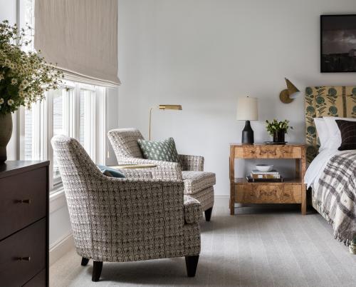 Оттенки зеленого и растительные мотивы в интерьере дома в Сиэтле 10