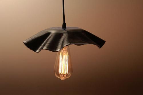 Панно из виниловых пластинок. 7 интерьерных обновок которые можно сделать из старых виниловых пластинок