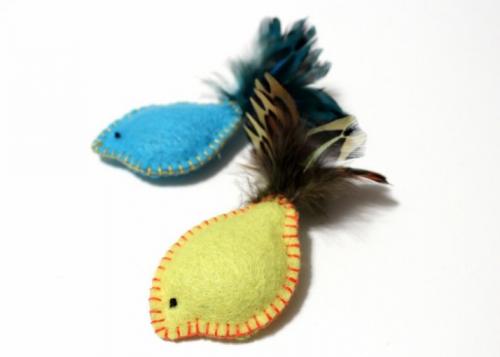 Игрушки для кошек своими руками из подручных материалов. Простые идеи отличных игрушек для котов, созданных из подручных материалов