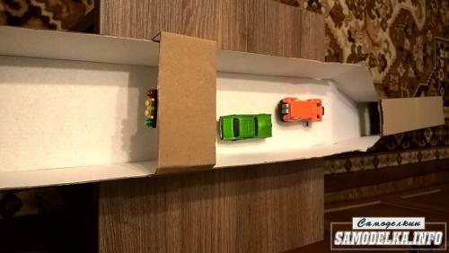 Как сделать трек для машинок из картона. Детский гоночный трек своими руками